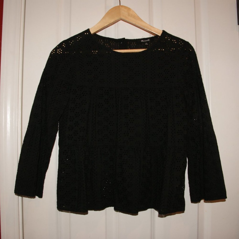 MADEWELL Black Eyelet Tiered Button-Back Top sz XS - Picture 6 of 15